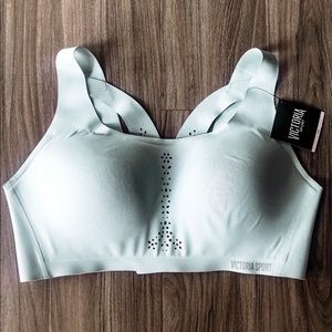 Victoria’s Secret Angel Max Laser Cut Sports Bra